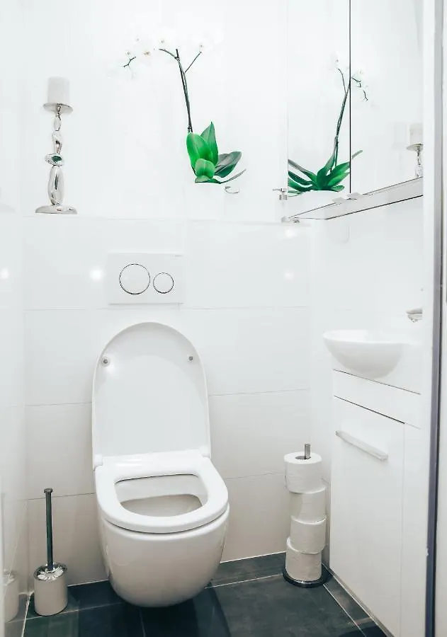 Super Studio Cosy - A 10 Min De Cdg Aeroport - A 30 Min De Paris - A 10 Min Du Salon D'Expo Villepinte Le Thillay Apartment